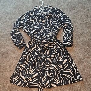 Nine West Black and White Long Sleeve Dress